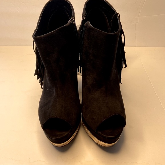Forget 21 Wedge Black Toe ankle Boots - Picture 2 of 4